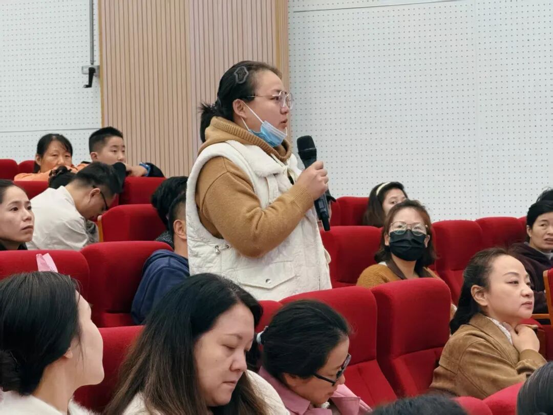 092335-219834.jpg 092335-219834.jpg