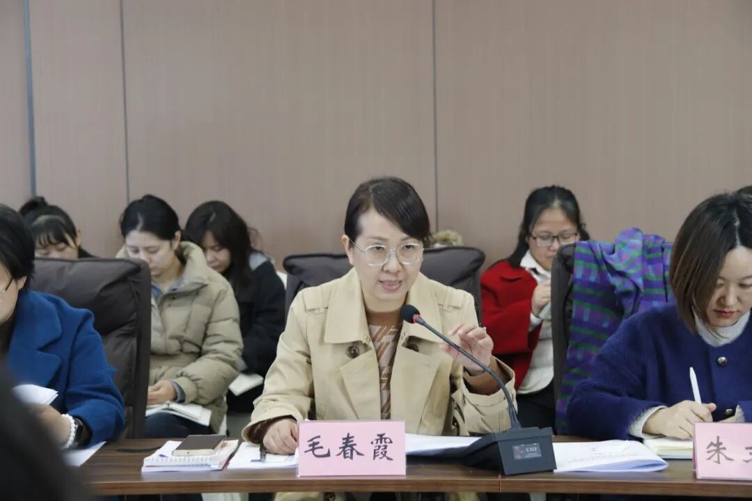 112810-585768.jpg 112810-585768.jpg